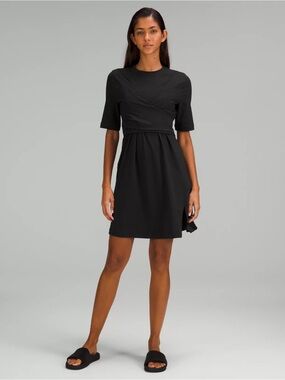 lululemon athletica Wrap Dress- Size 8